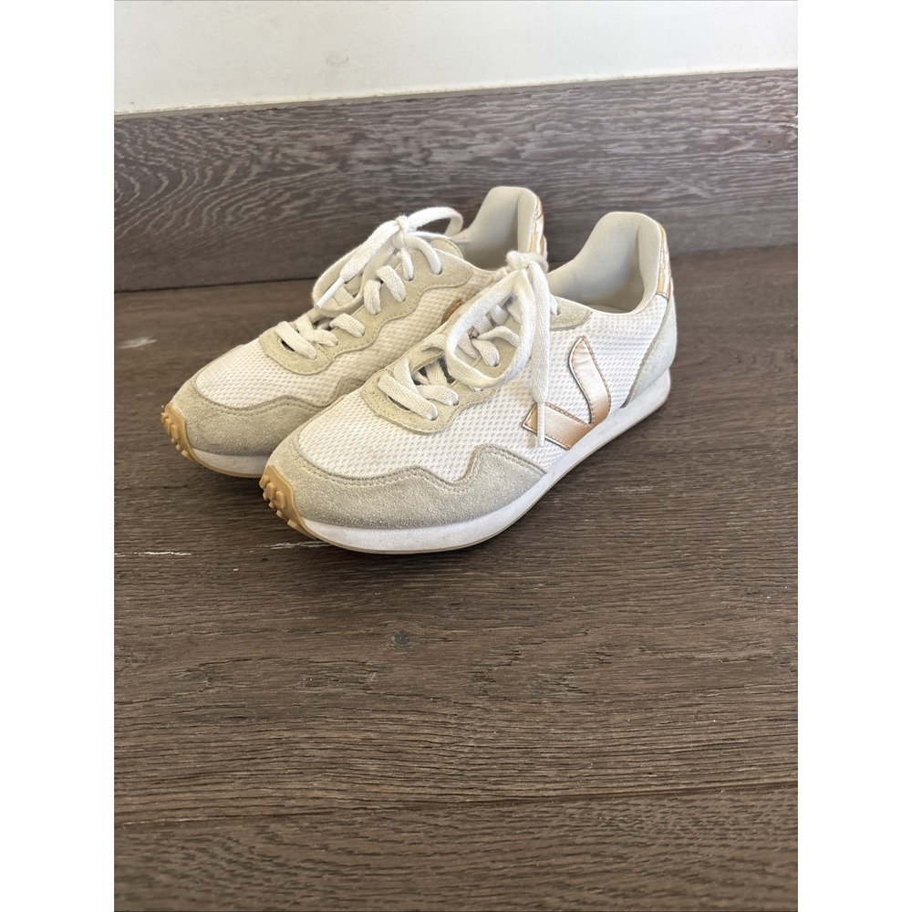 VEJA SDU sneakers in white with platinum metallic details Size Us 6